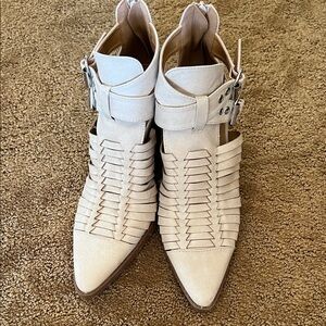 Qupid Cream Ankle Booties with Buckle Detail